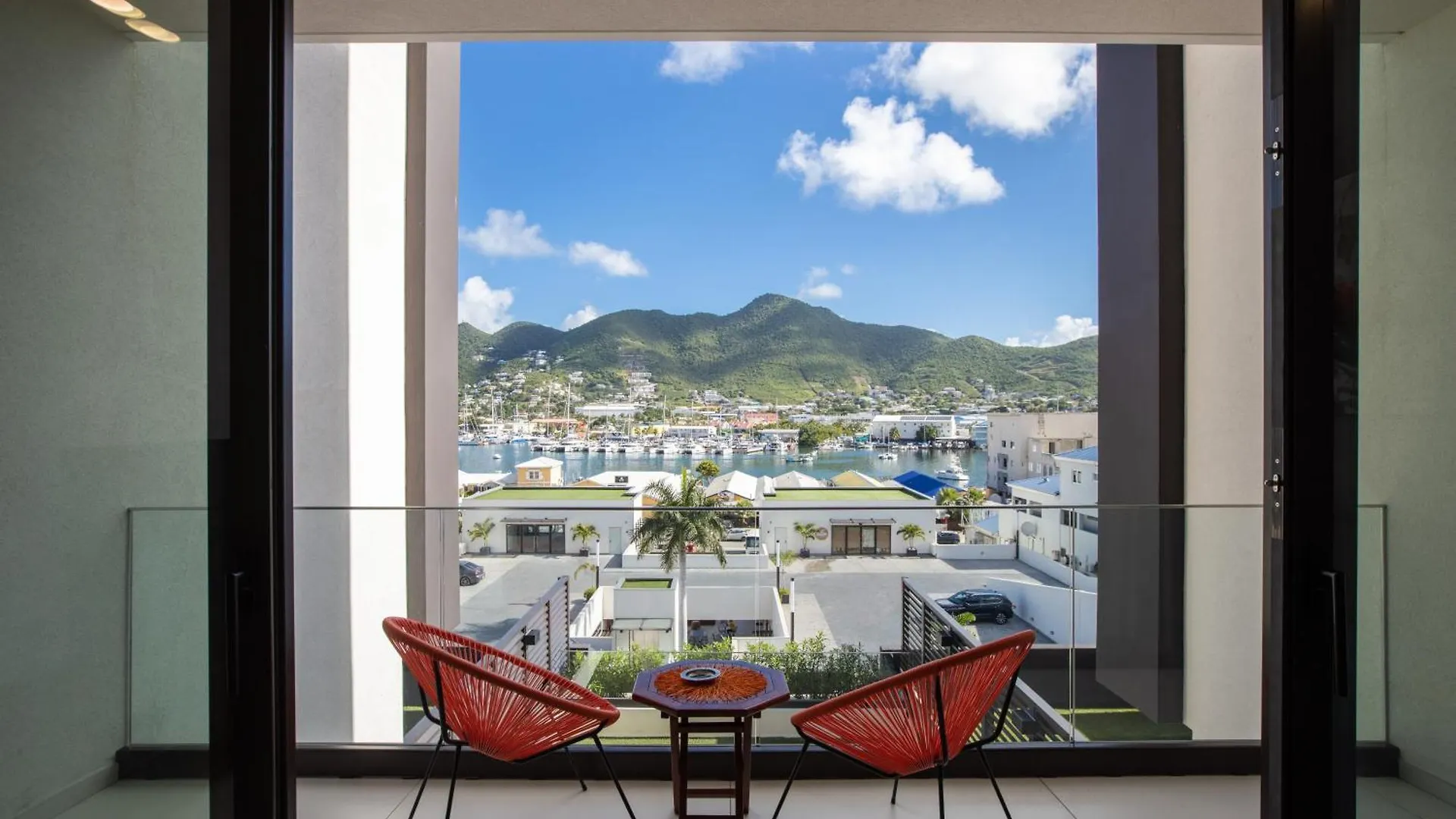 The Hills Residence Simpson Bay Aparthotel