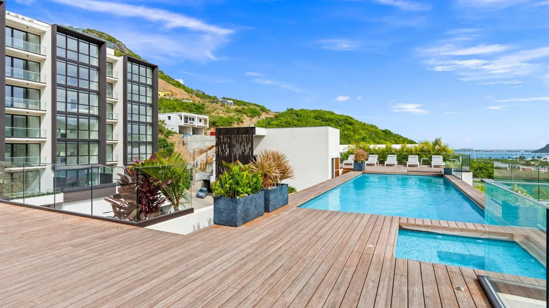Aparthotel The Hills Residence Simpson Bay