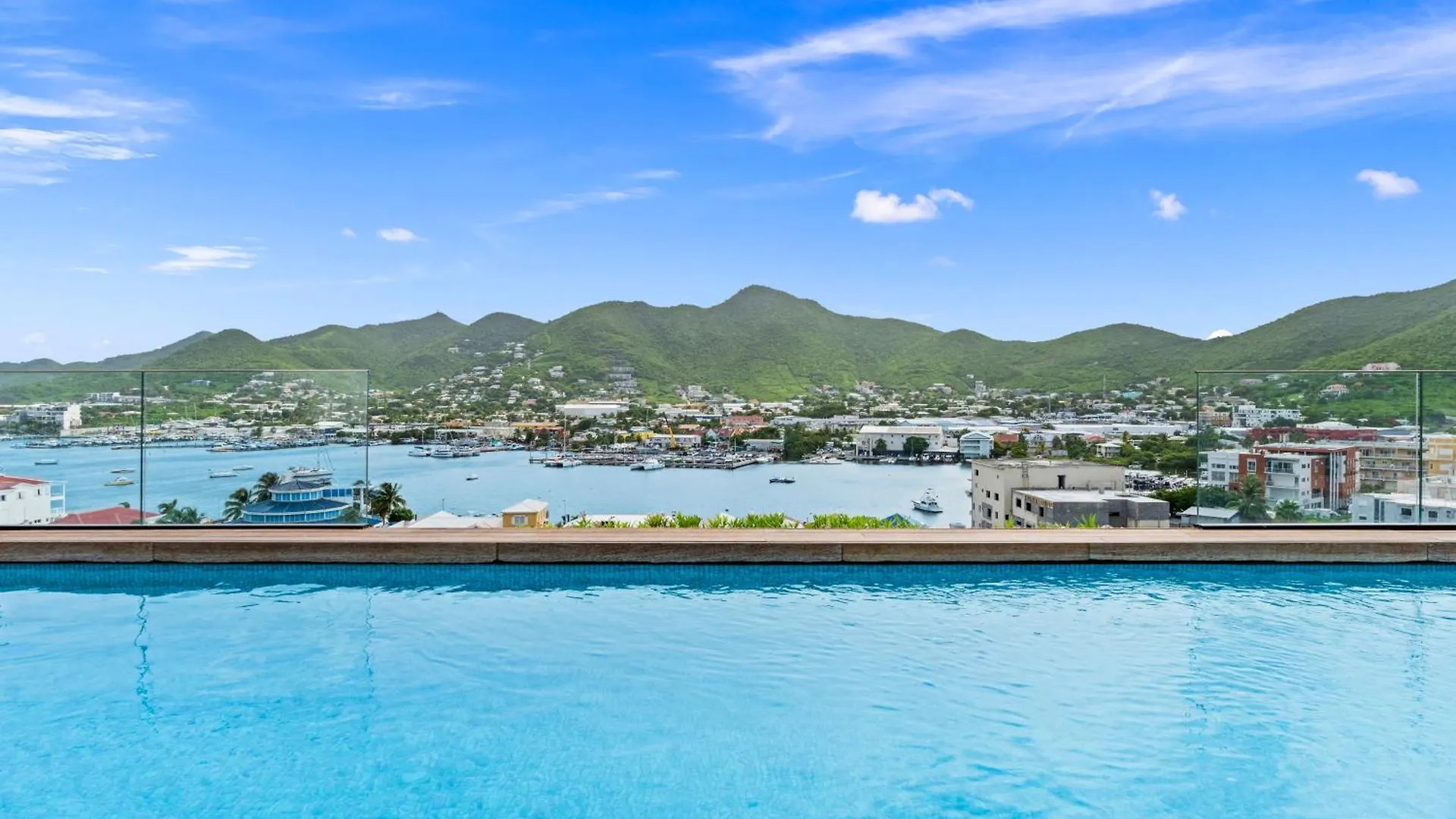 The Hills Residence Simpson Bay