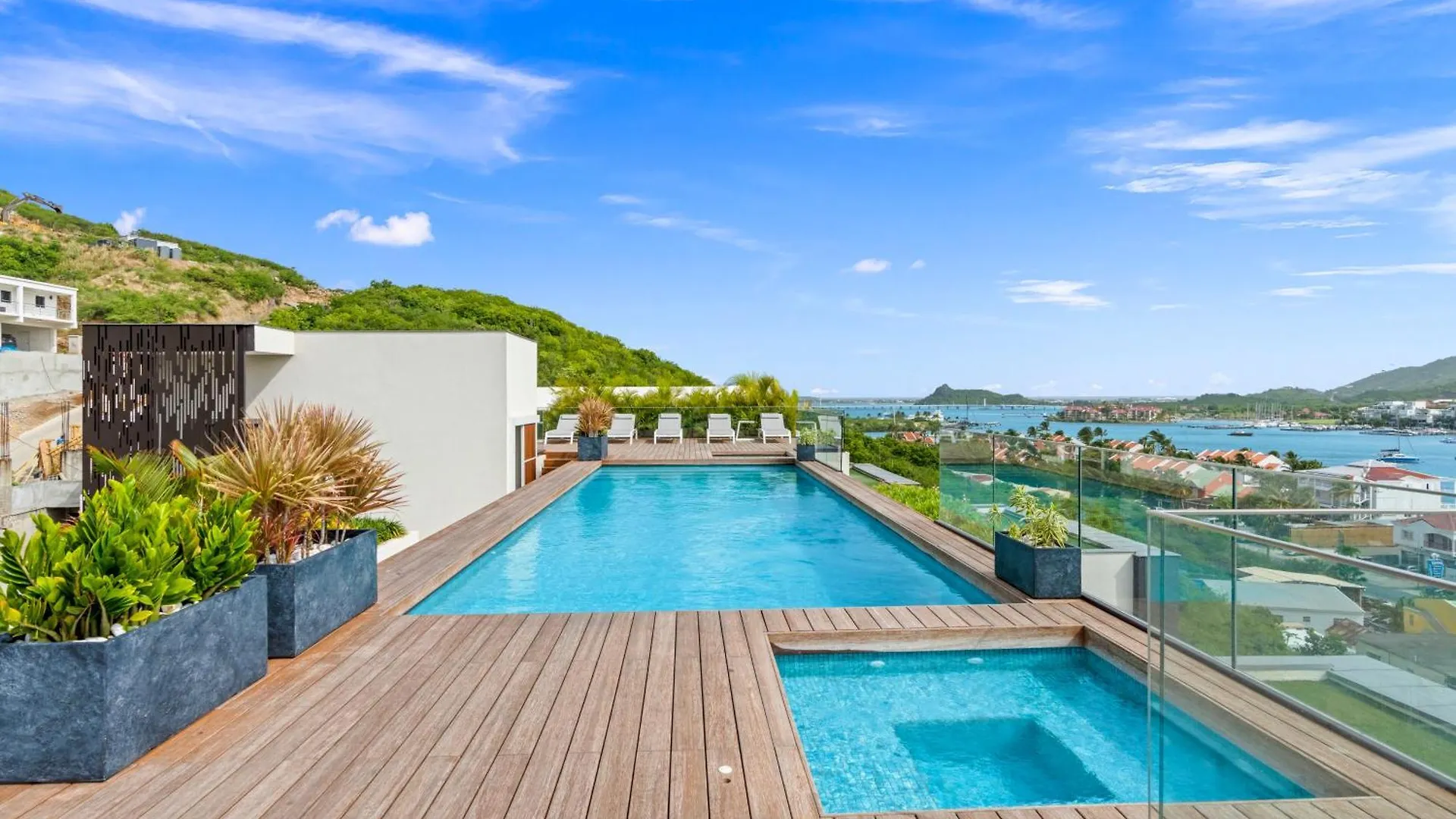 Aparthotel The Hills Residence Simpson Bay
