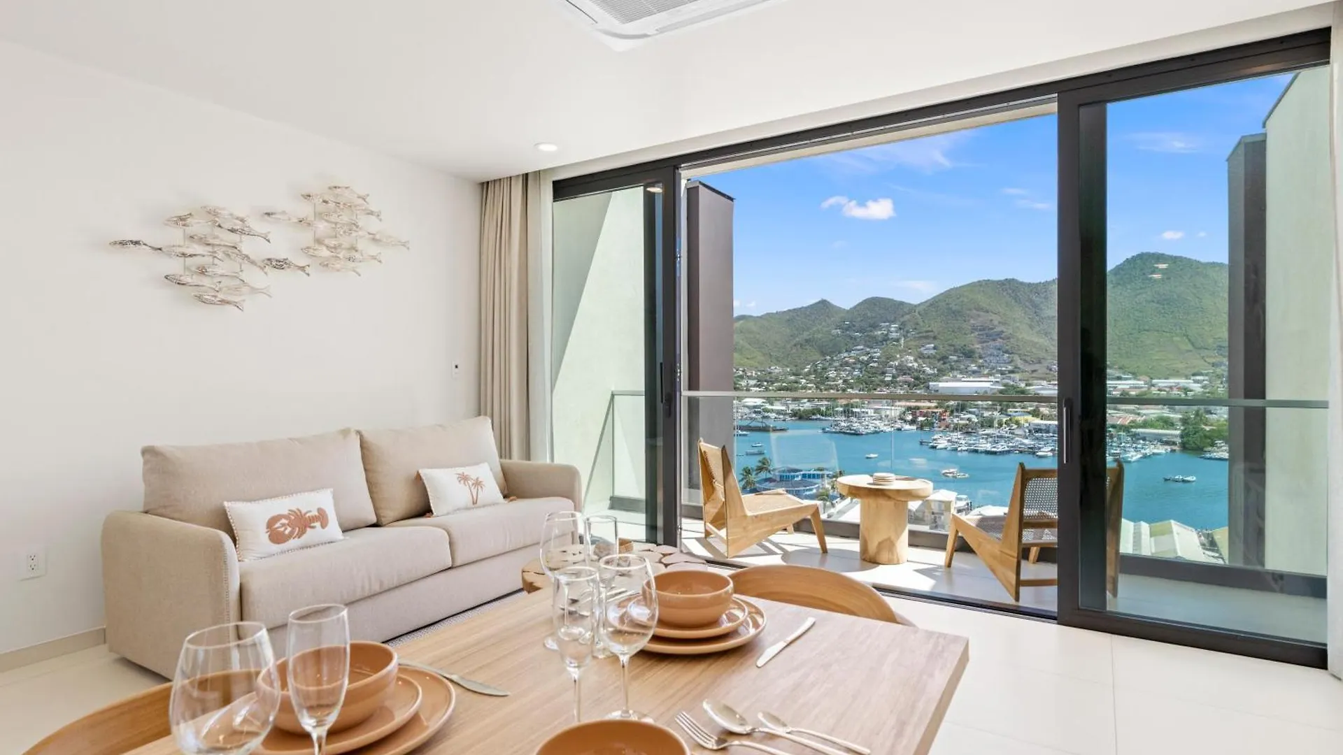 The Hills Residence Simpson Bay